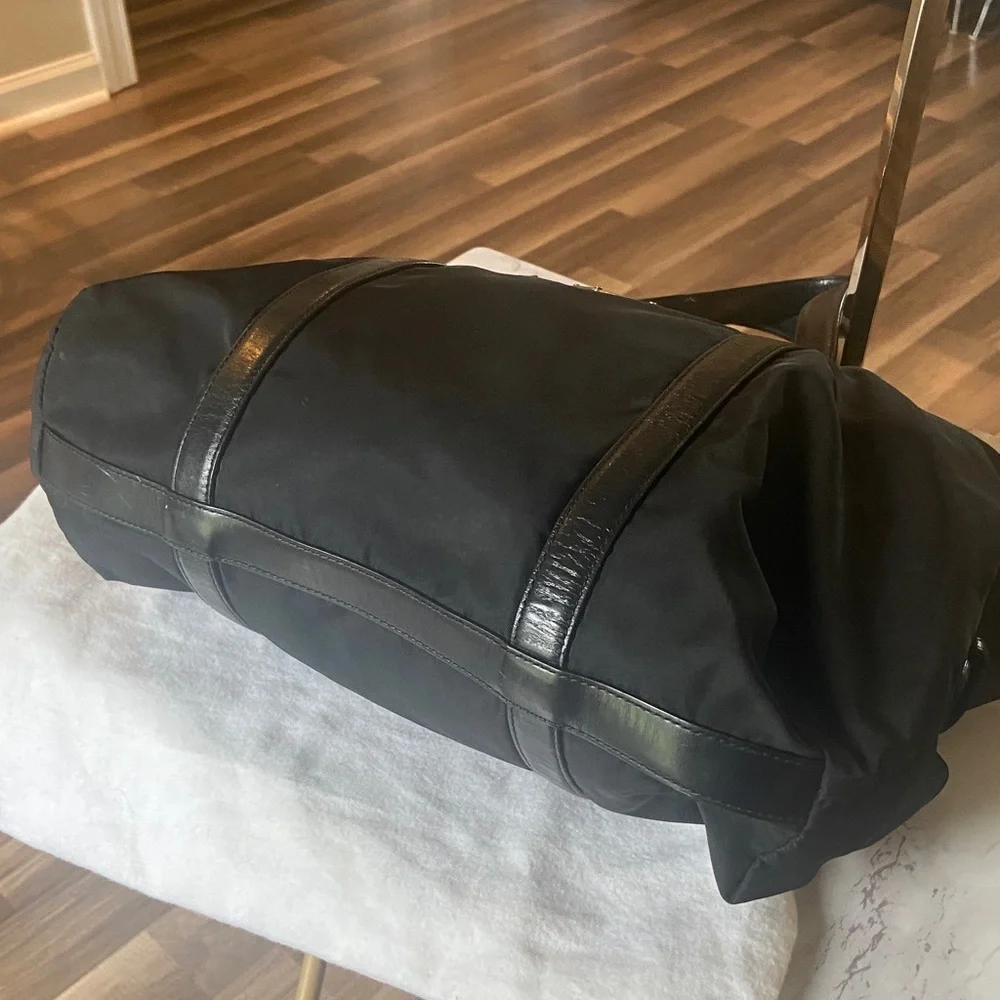 Authentic Prada nylon Laptop /tote bag with Leather Trim, Lock, Key, Prada Dusty - Picture 9 of 17